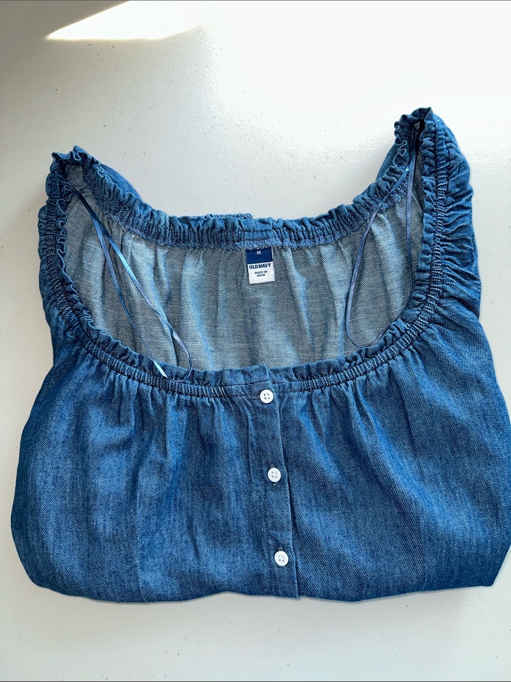 NWT 100% Cotton Old Navy Blue Denim Peasant Button-Front Blouse Size Medium. - Picture 14 of 14